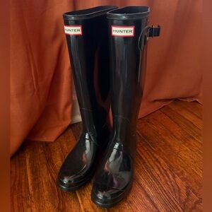 Hunter Glossy Black Rain Boots
